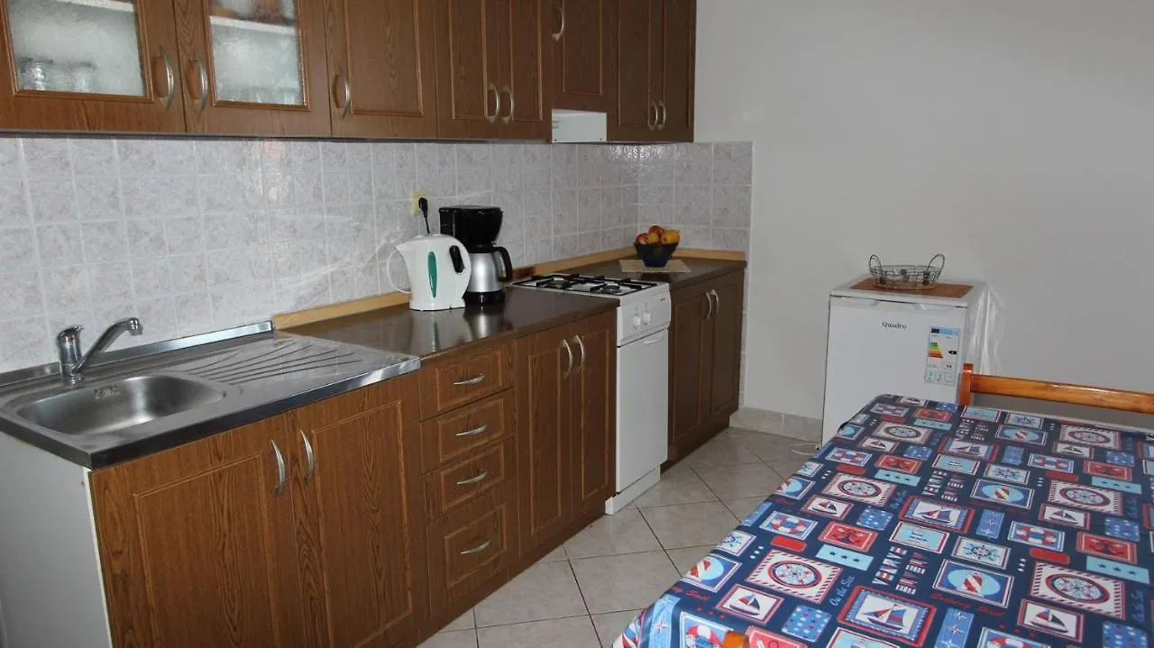 Apartments Ravlic Malinska Kroatien
